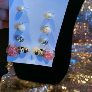 4 sets of beautiful earrings